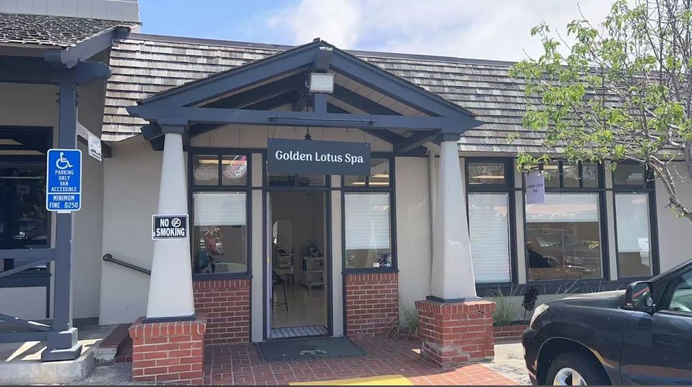 Golden Lotus Spa